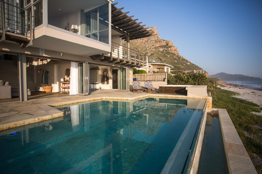Villa Misty Cliffs Scarborough Exterior foto